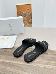 kitlife D-Lane Slide Black Calfskin with Openwork Microcannage Motif - 5