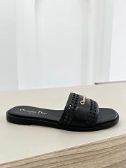 kitlife D-Lane Slide Black Calfskin with Openwork Microcannage Motif - 4