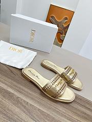 kitlife D-Lane Slide Gold Calfskin with Openwork Microcannage Motif - 6