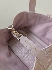 kitlife Small Dior Toujours Bag Pale Pink Macrocannage Calfskin - 23 x 14 x 12 cm - 2