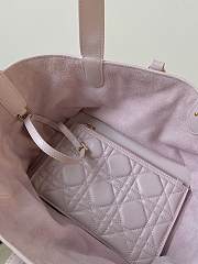 kitlife Small Dior Toujours Bag Pale Pink Macrocannage Calfskin - 23 x 14 x 12 cm - 4