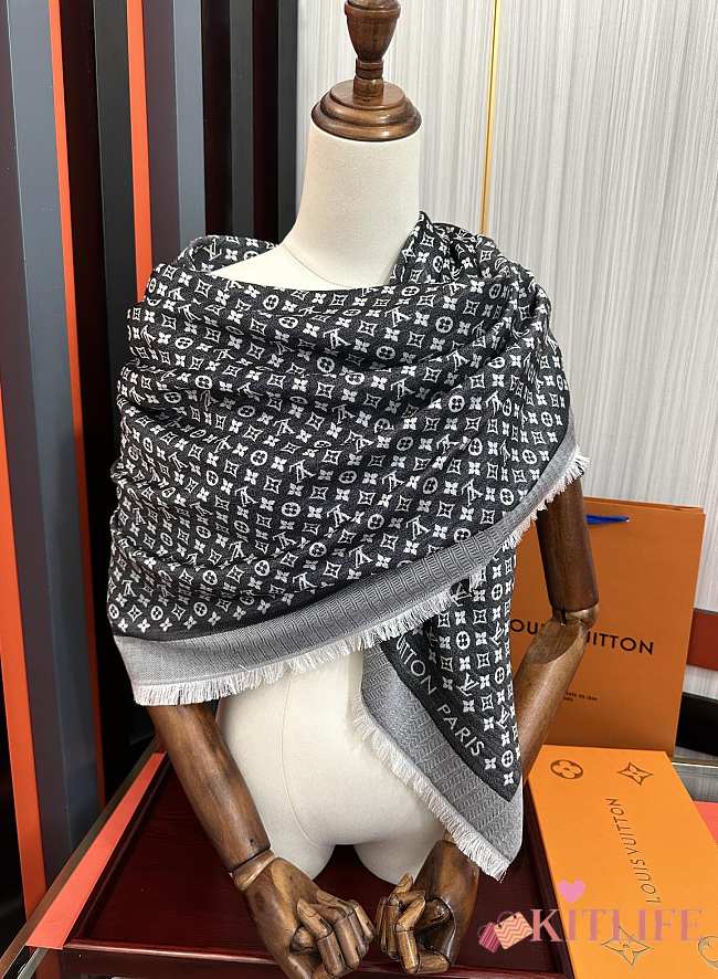 Kitlife Louis Vuitton Scarf 120*120CM - 1