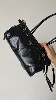 Kitlife Prada Women's Black Leather Top-handle Bag - 32x15x12cm - 2