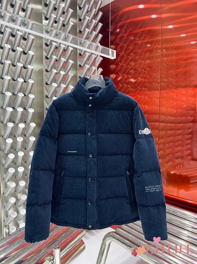 kitlife Moncler coat 43 - 1