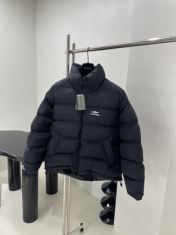 Kitlife Balenciaga coat black