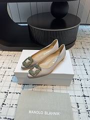 kitlife Manolo blahnik Grey Satin Jewel Buckle Flat Pumps - 4