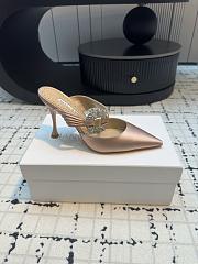 kitlife Manolo Blahnik Maidugura 90mm satin mules beige - 3