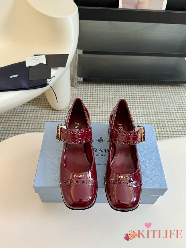Kitlife Prada Patent leather Mary Jane pumps height 35 mm red - 1