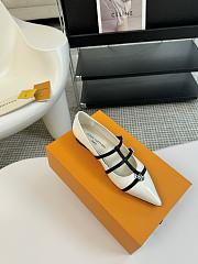 Kitlife Louis Vuitton flat white  - 5