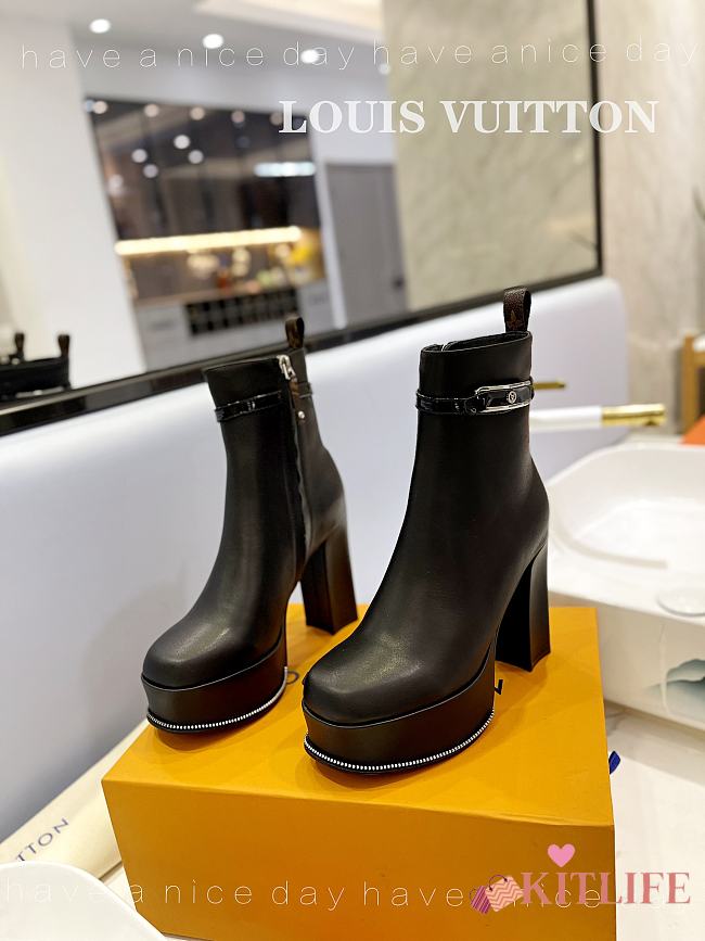 kitlife Louis Vuitton Fame Platform Ankle Boots ‘Black’ 1AABKA - 1