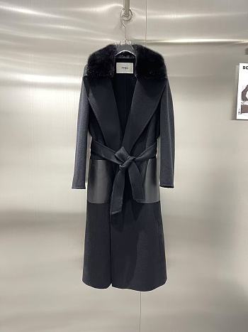 Kitlife Fendi coat Black 03