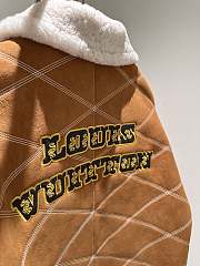 kitlife Louis Vuitton 1AFXIN Embroidered Shearling Workwear Blouson - 4