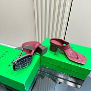 Bottega Veneta  Leather Thong Sandals - 01 - 3