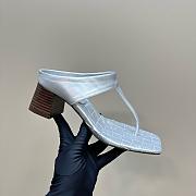 Bottega Veneta Leather Thong Sandals - 03 - 4