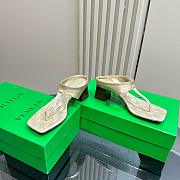 Bottega Veneta Leather Thong Sandals - 05 - 2