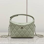 Kitlife Chanel hobo green bag - 21.5x6x19 cm - 1
