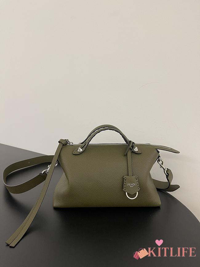 Kitlife Fendi By The Way Selleria Medium green bag - 20x9x12cm - 1