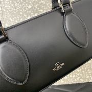 Kitlife Valentino Garavani Rockstud E/W leather handbag black- 34x11x8 cm - 4