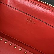 Kitlife Valentino Garavani Rockstud E/W leather handbag red- 34x11x8 cm - 5