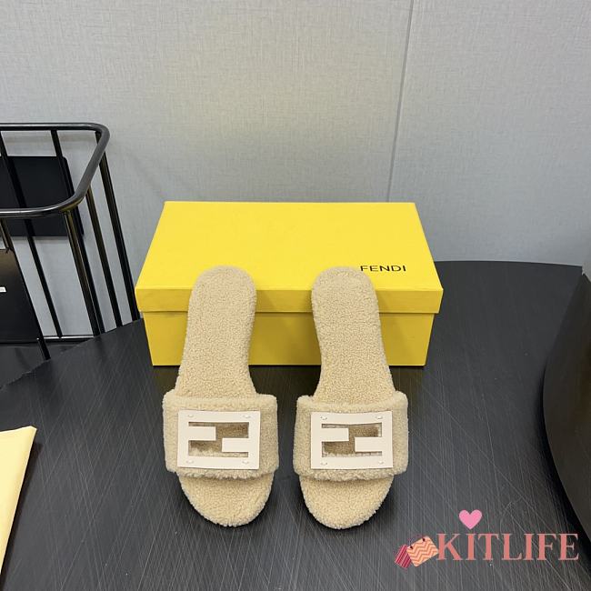 Kitlife Fendi slides Beige - AA - 1