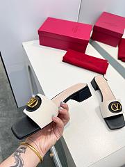 kitlife Valentino Garavani VLOGO Signature Slide Sandals in Canvas - 02 - 6