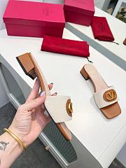 kitlife Valentino Garavani VLOGO Signature Slide Sandals in Canvas - 03 - 5