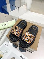 kitlife Burberry slides - 01 - 1