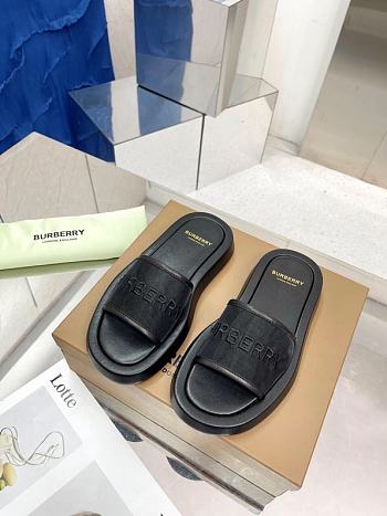 kitlife Burberry slides - 02