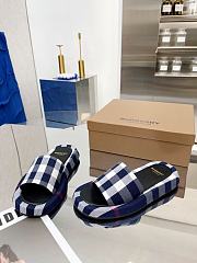 kitlife Burberry slides - 04 - 5