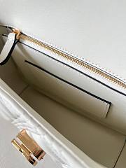 Kitlife Valentino Garavani Bag In White Quilted Lambskin - 23x17x8cm - 4