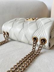 Kitlife Valentino Garavani Bag In White Quilted Lambskin - 23x17x8cm - 2