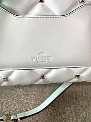 Kitlife Valentino Candystud VLTN Top Handle Bag White 23×11×17cm - 2