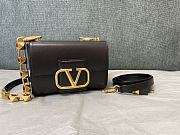 Kitlife Valentino Garavani Stud Sign Shoulder Bag in Black 20x15x7cm - 1