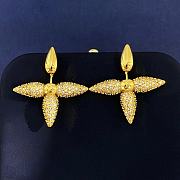 Kitlife Louis Vuitton Cross Flower Diamond Stud Earrings Gold - 1