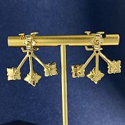 Kitlife Louis Vuitton Three Claw Diamond Flower Earrings - 5