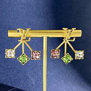 Kitlife Louis Vuitton Three Claw Diamond Flower Earrings - 4