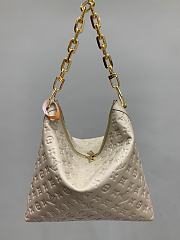 Kitlife Louis Vuitton Coussin Hobo MM Bag Cream M12071 38x33x10cm - 1
