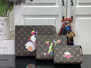 Kitlife Louis Vuitton x TM Trio Toiletry Pouch M13762 20x5.5x25cm - 1