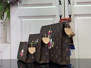 Kitlife Louis Vuitton x TM Trio Toiletry Pouch M13762 20x5.5x25cm - 5