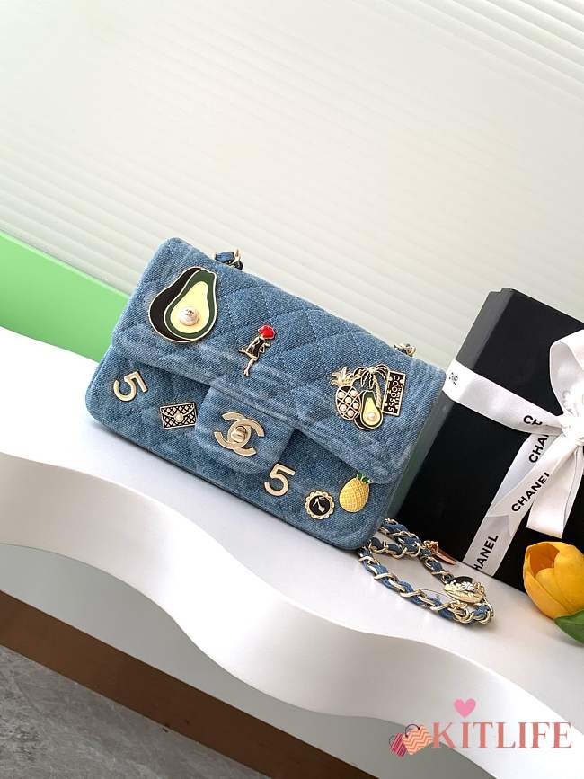 Kitlife Chanel Vintage Badge Denim Bag 20cm - 1