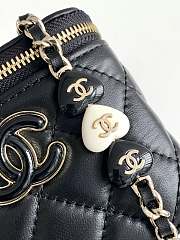 Kitlife Chanel Small Comestic Bag Black Enamel Heart Buckle 11x8.5x7cm - 6