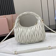 Kitlife Miu Miu Wander Hobo Bag White 20x6x17cm - 2