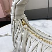 Kitlife Miu Miu Wander Hobo Bag White 20x6x17cm - 4