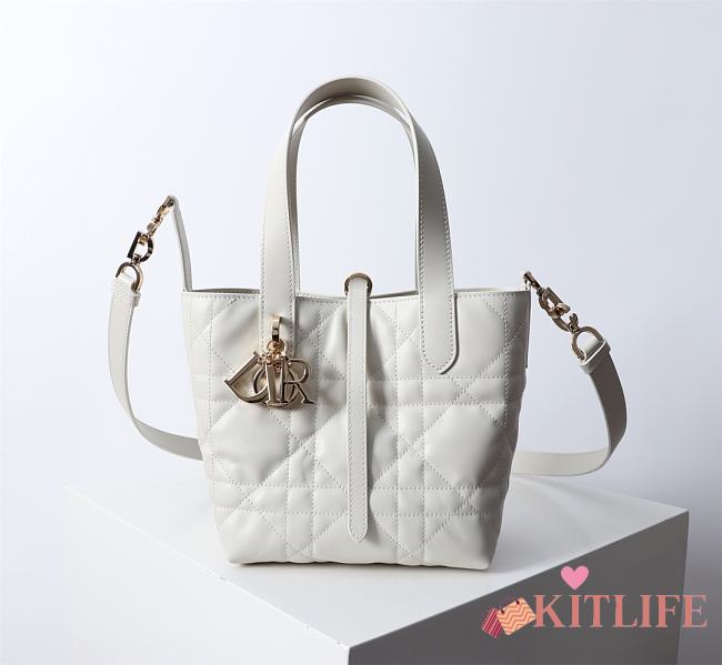 Kitlife Dior Small Toujours Vertical Tote Bag White 16×18×12cm - 1
