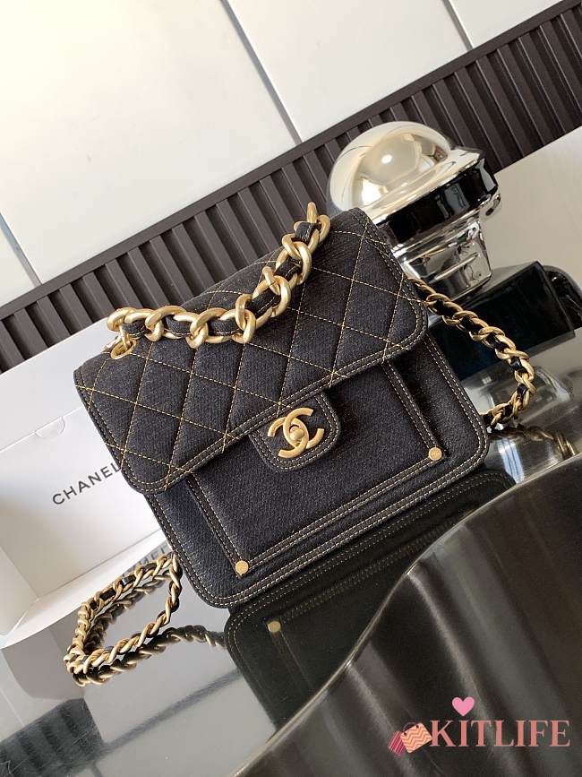 Kitlife Chanel Vintage Black Denim Messenger Bag 22x18.5x7.5cm - 1