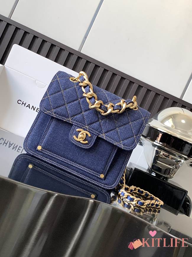 Kitlife Chanel Vintage Blue Denim Messenger Bag 22x18.5x7.5cm - 1