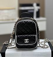 Kitlife Chanel 25P Backpack In Black With White Edges 18x13x9cm - 1