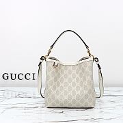 Kitlife Gucci GG Emblem Mini Bucket Bag White 815118 19x18x11cm - 1