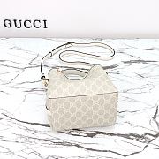 Kitlife Gucci GG Emblem Mini Bucket Bag White 815118 19x18x11cm - 4