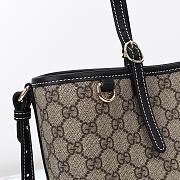 Kitlife Gucci GG Emblem Small Tote Bag Beige & Black 815214 31x18.5x11.5cm - 2